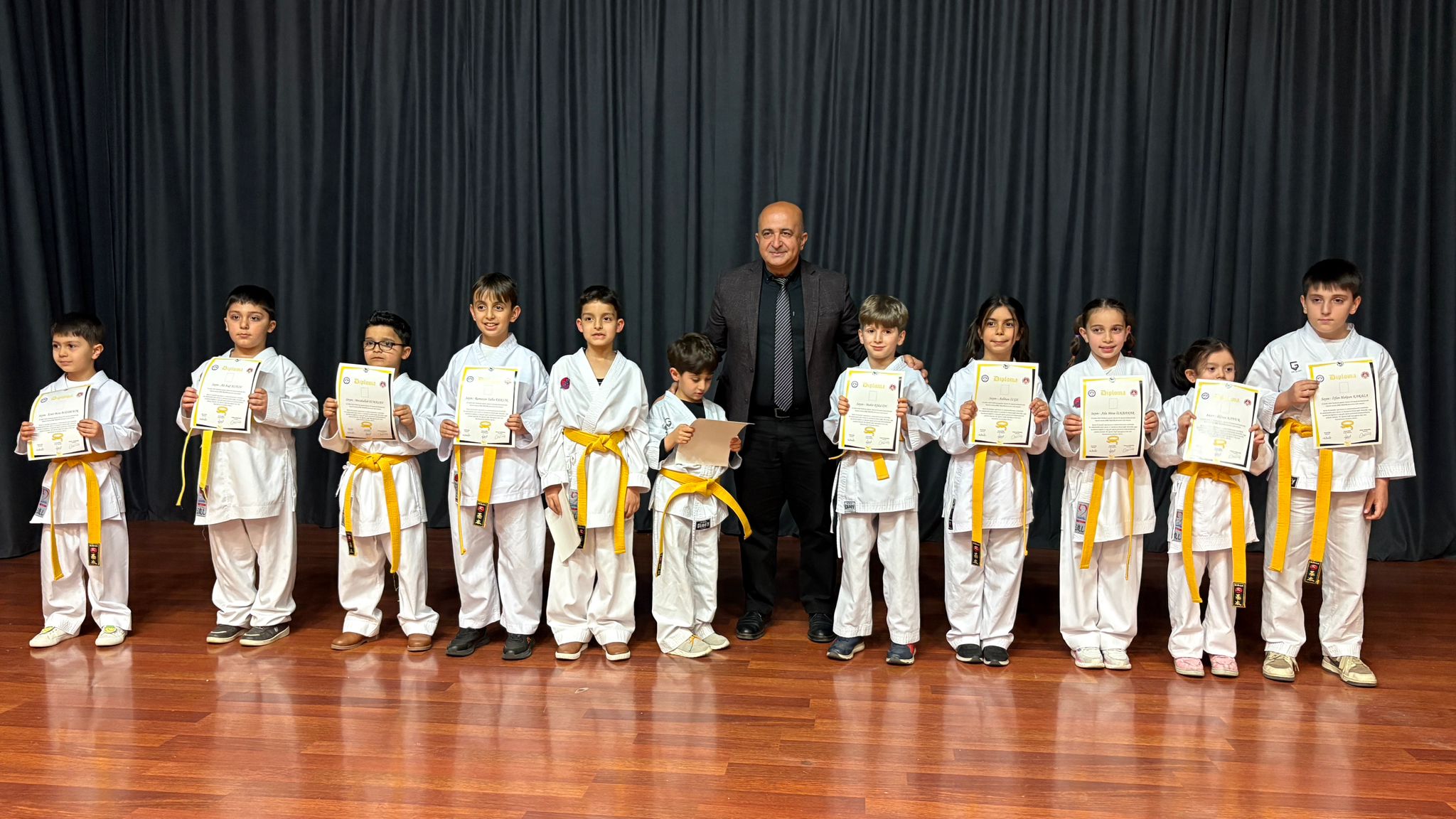 Hendek Olimpik spor kulübü diploma törenine büyük ilgi