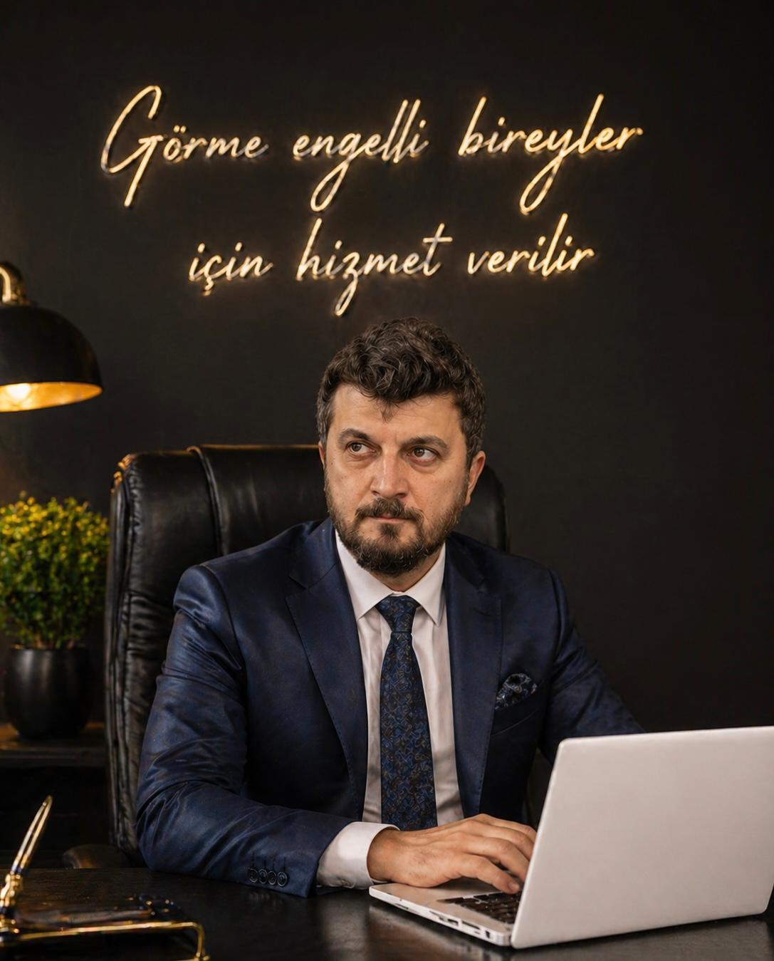 SAKARYALI YAZILIMCIDAN GÖRME ENGELLİLER İÇİN ERİŞİLEBİLİRLİK DEVRİMİ