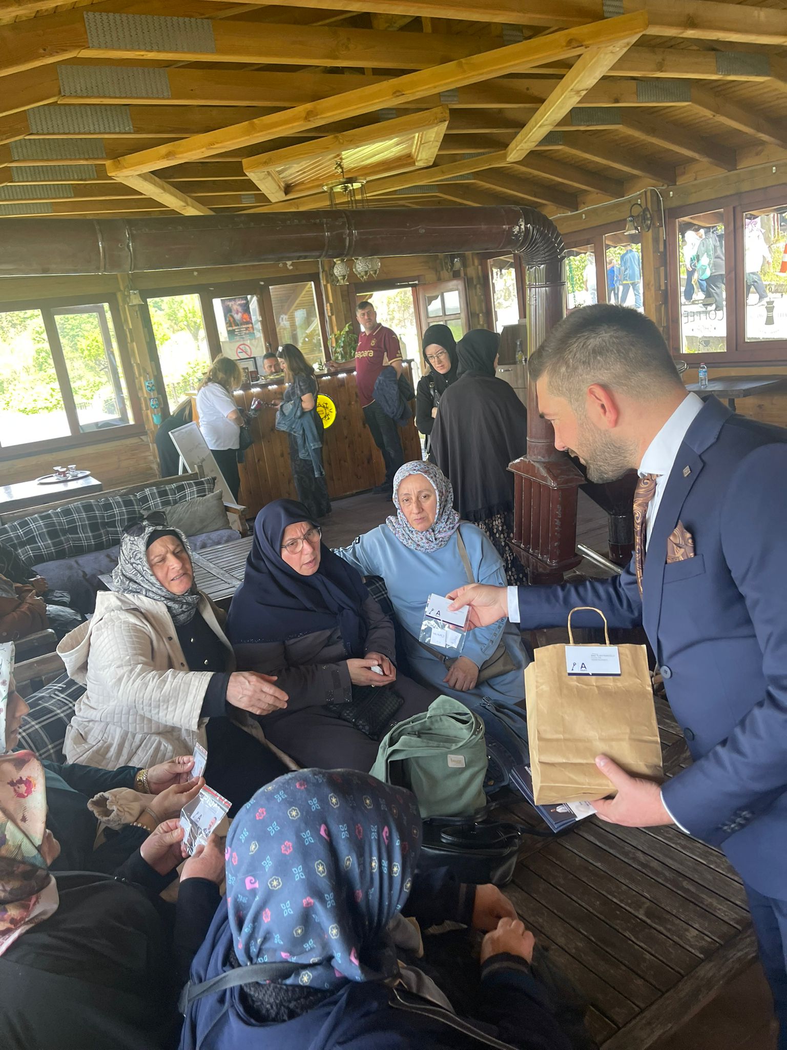 Annelerden Anahtar Parti’ye Tam Destek