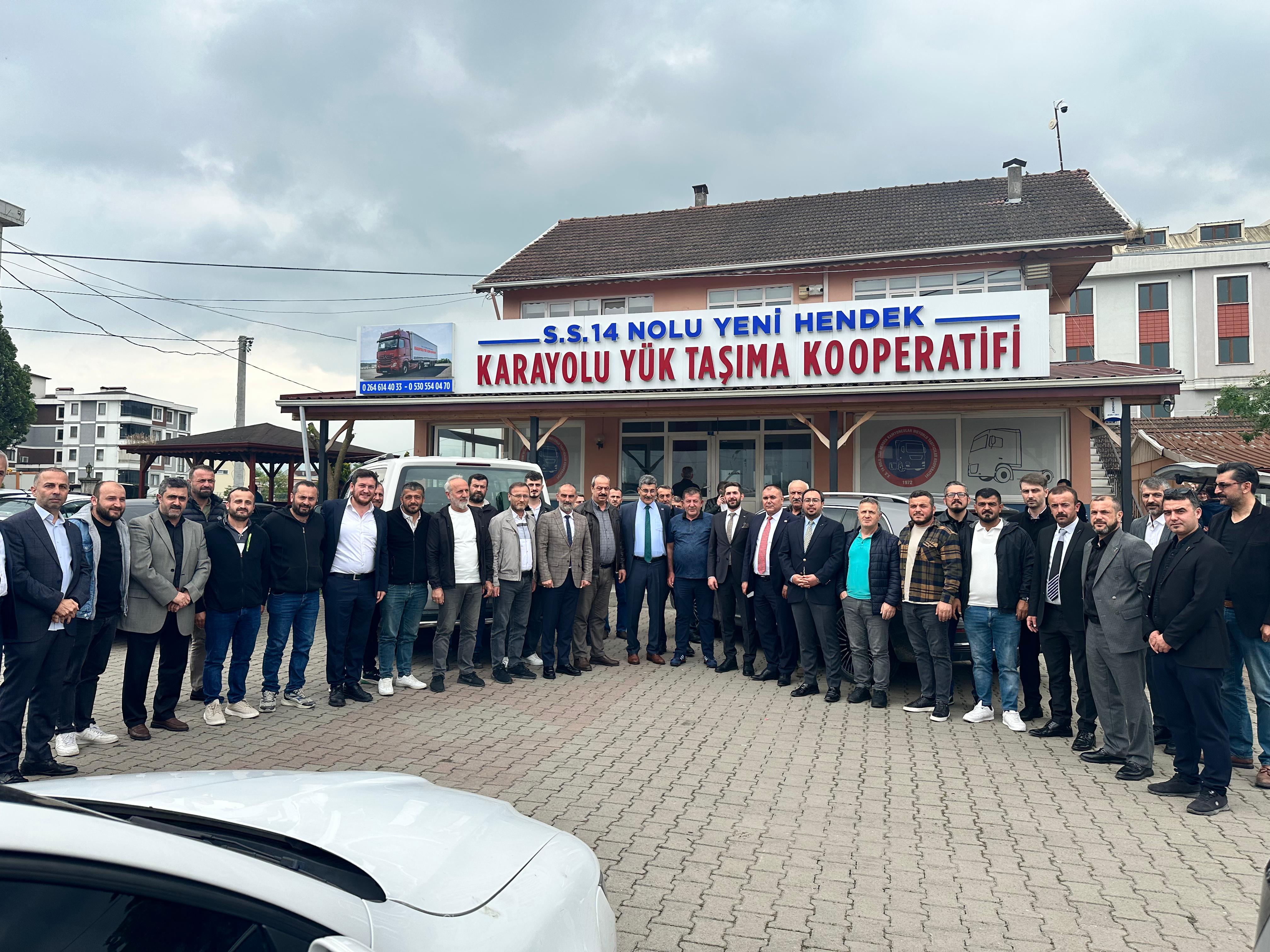 ANAHTAR PARTİ GENEL BAŞKAN YARDIMCISI AYHAN EREL HENDEK’TE SAHAYA İNDİ