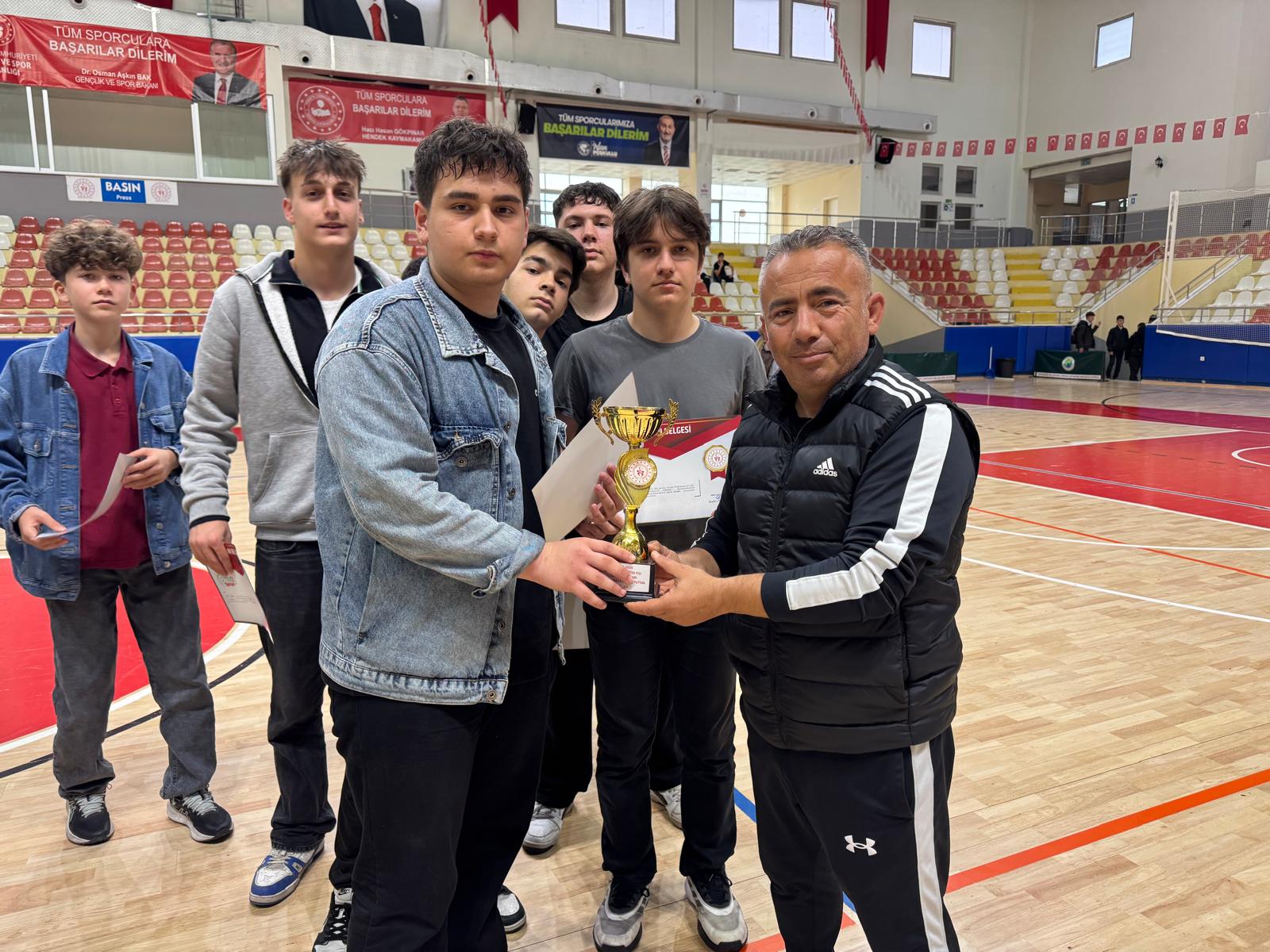 Okul Sporları Genç Erkekler Futsal sona erdi