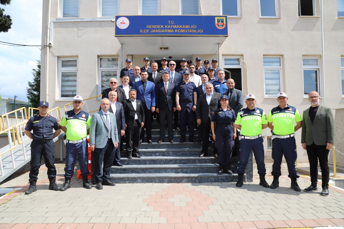 HENDEK’TE KURBAN BAYRAMI ÖNCESİ PROTOKOL BAYRAMLAŞTI