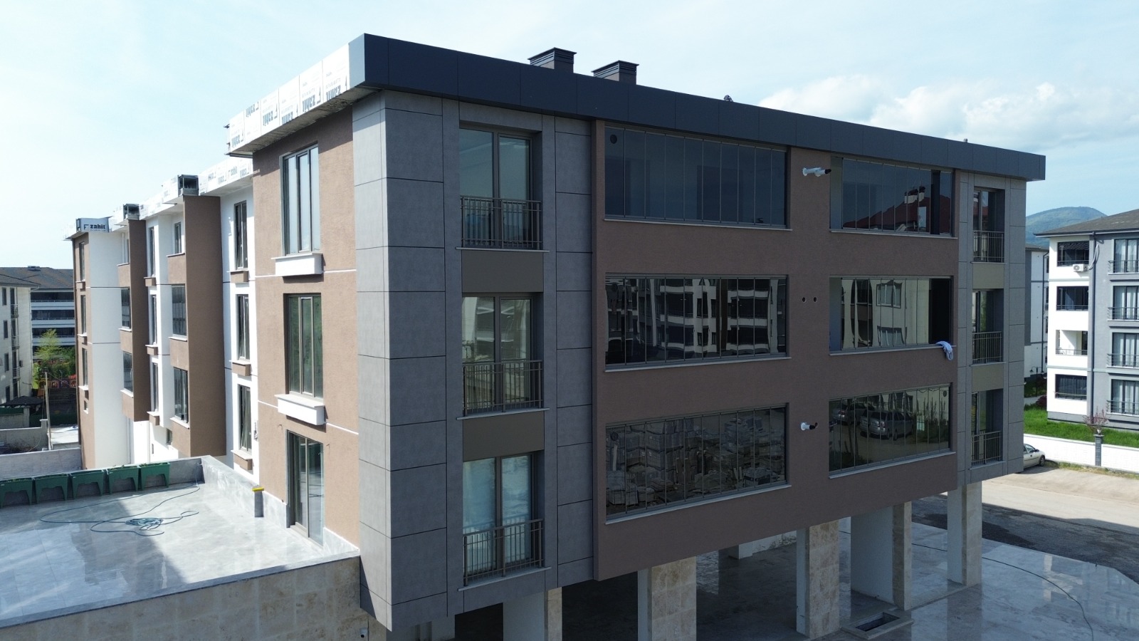 NUR GAYRİMENKUL'DEN YENİ MAHALLE'DE SATILIK LÜKS DAİRELER
