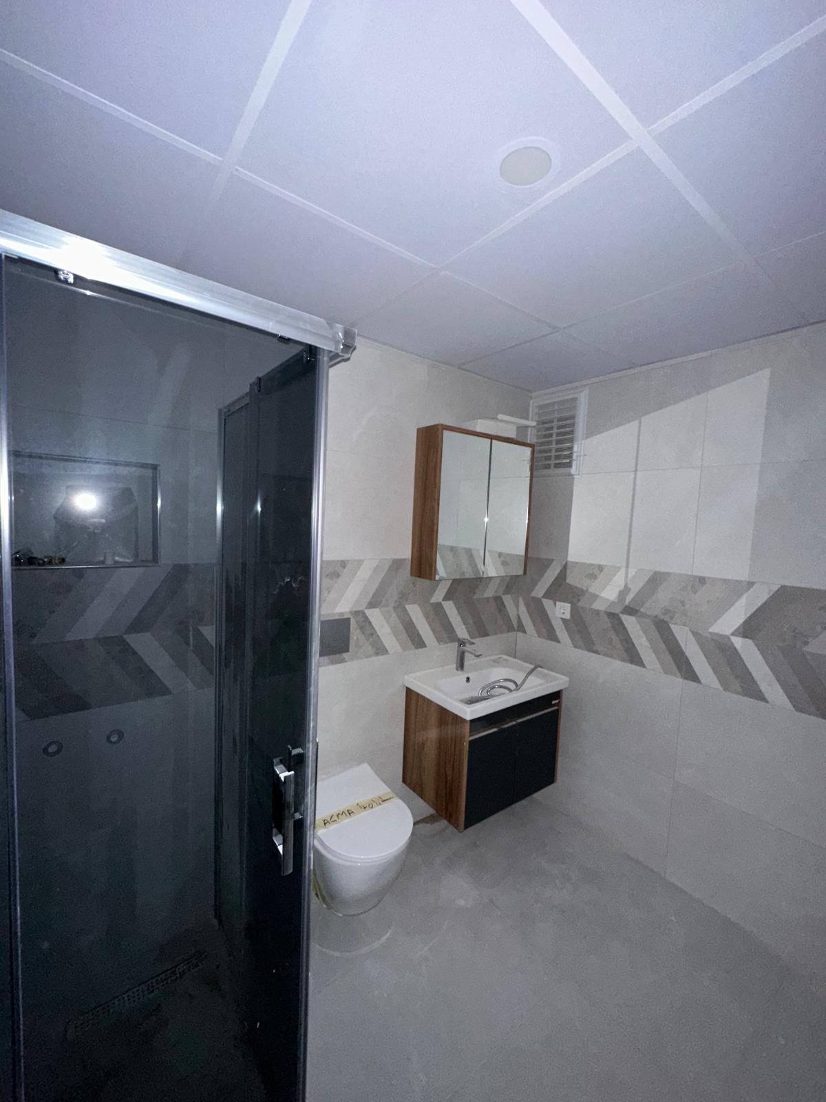 YENİ MAHALLE’DE 3+1 140 M² SATILIK LÜKS DAİRELER