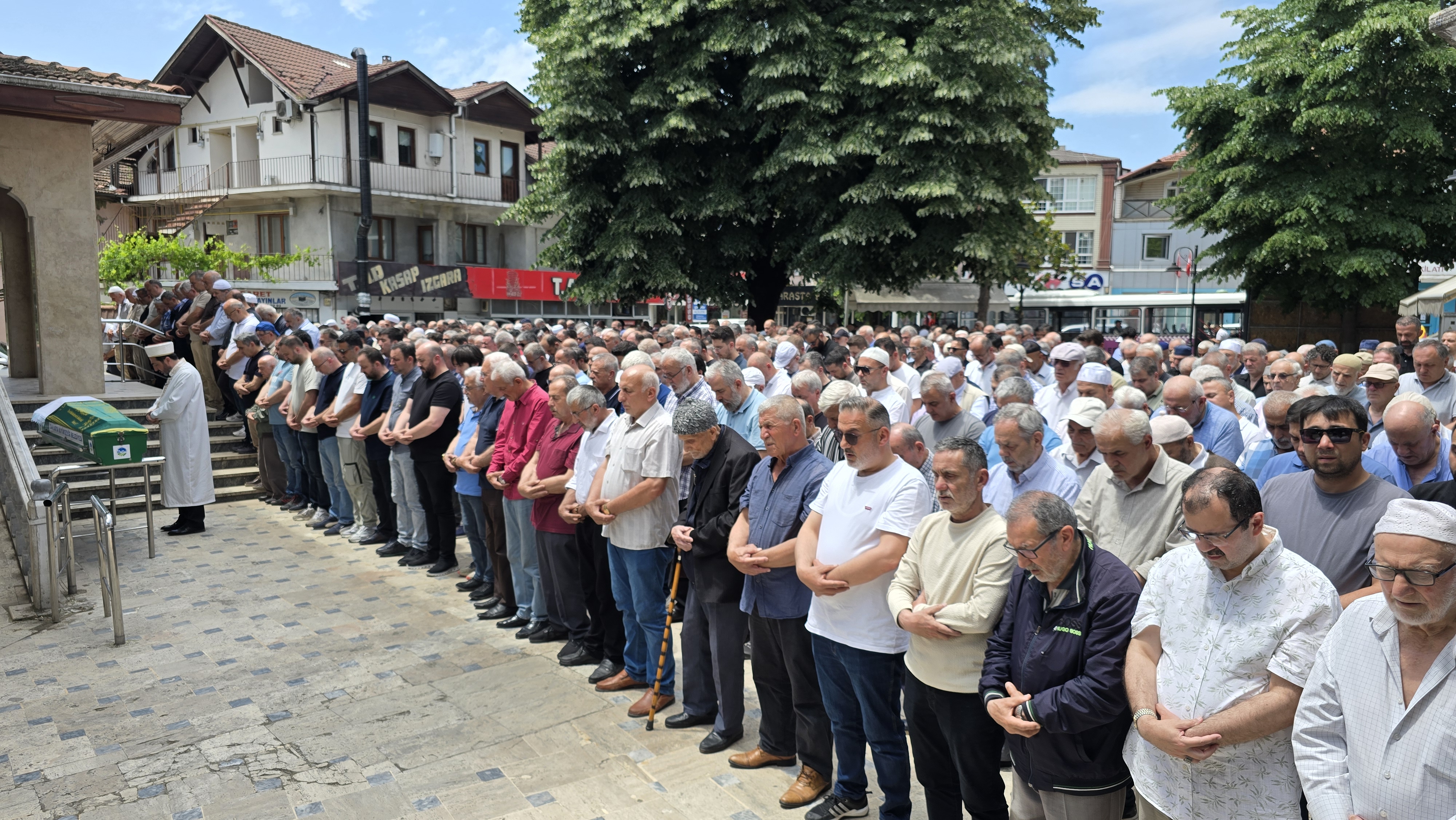 Turan dualarla son yolculuğuna uğurlandı