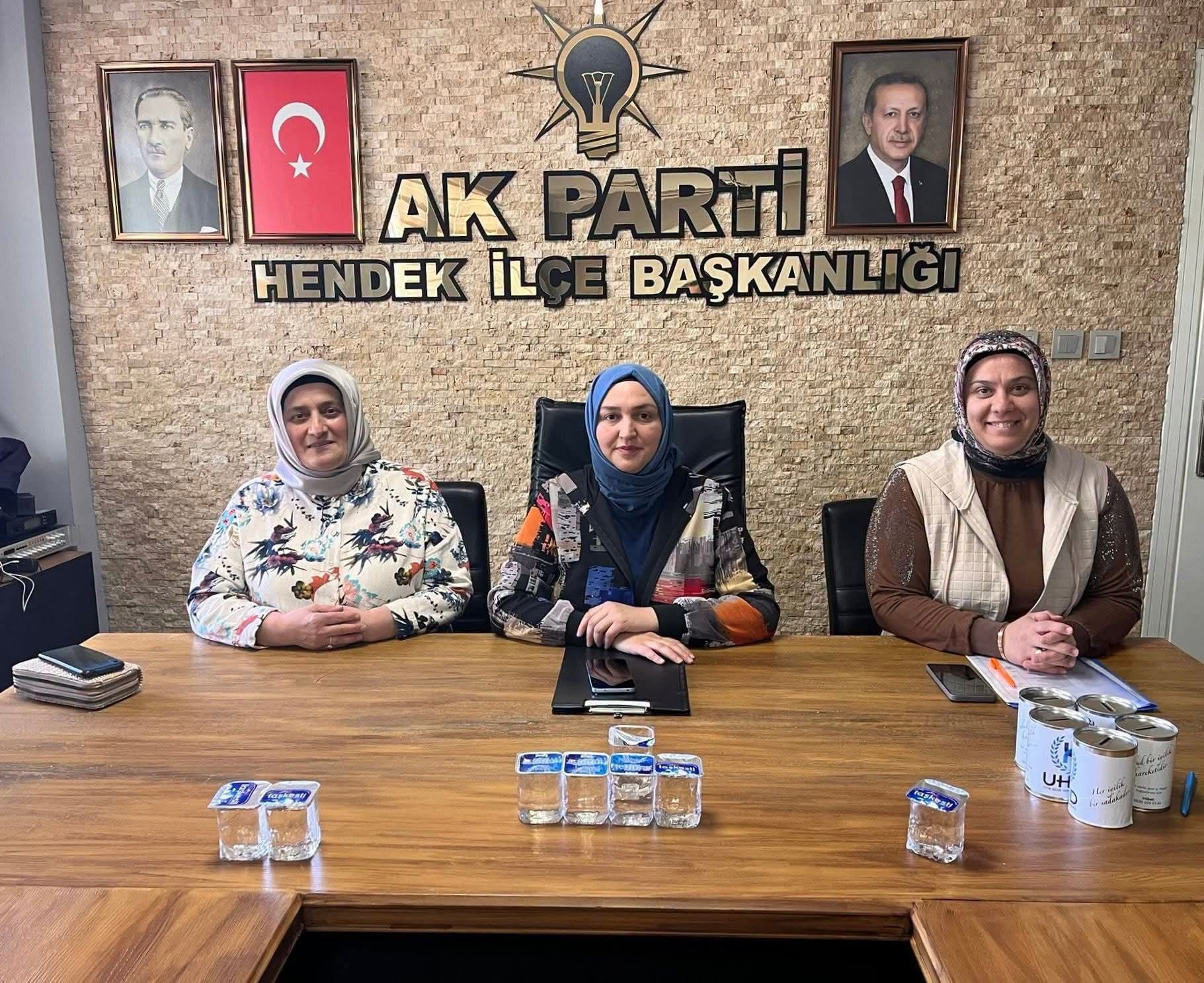 AK Parti Kadın Kolları Başkanı istifa etti