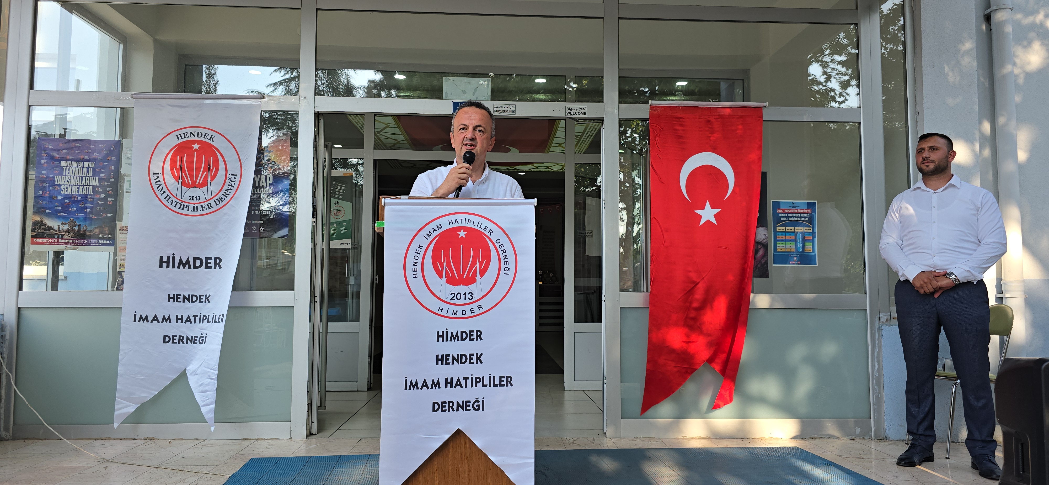 İmam Hatip Mezunları Geleneksel Buluşmada Bir Araya Geldi