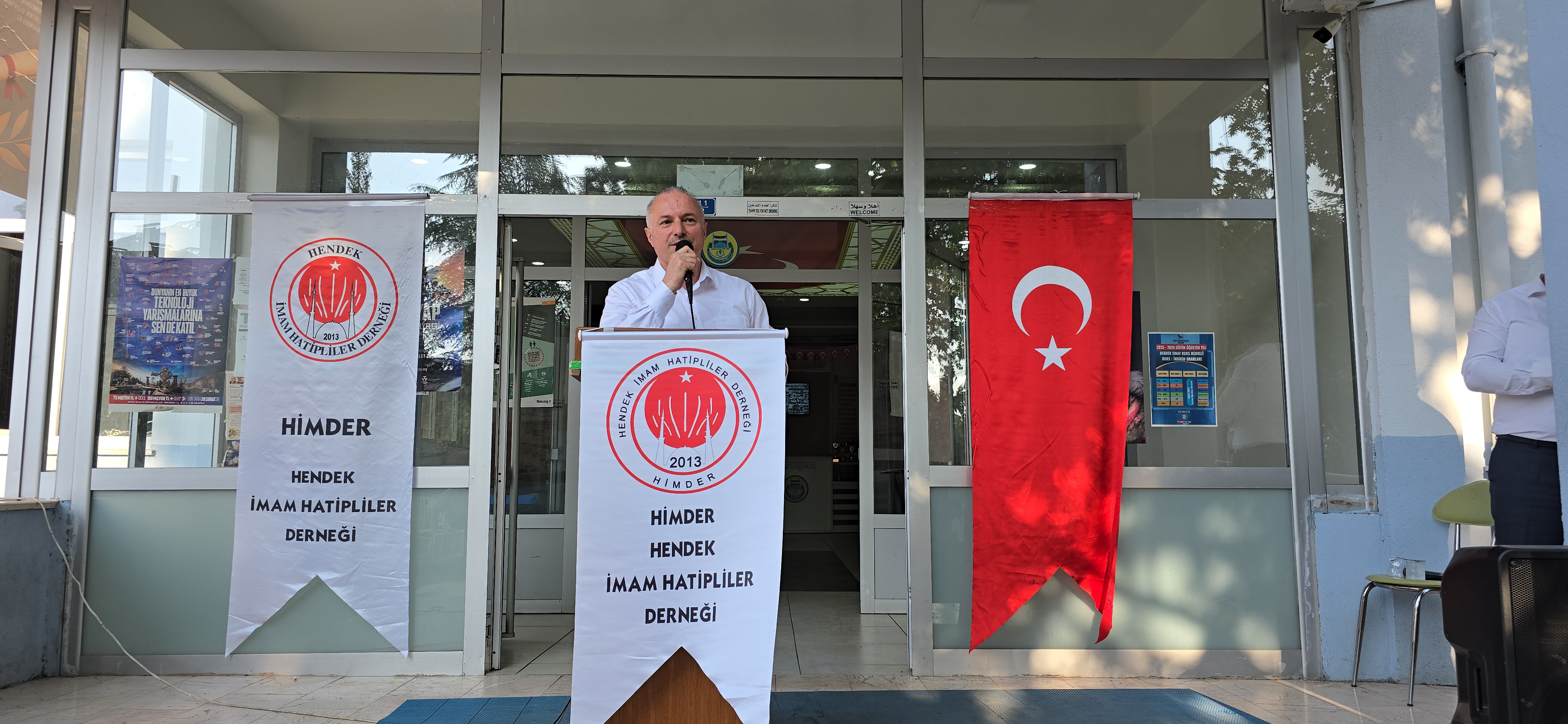 İmam Hatip Mezunları Geleneksel Buluşmada Bir Araya Geldi