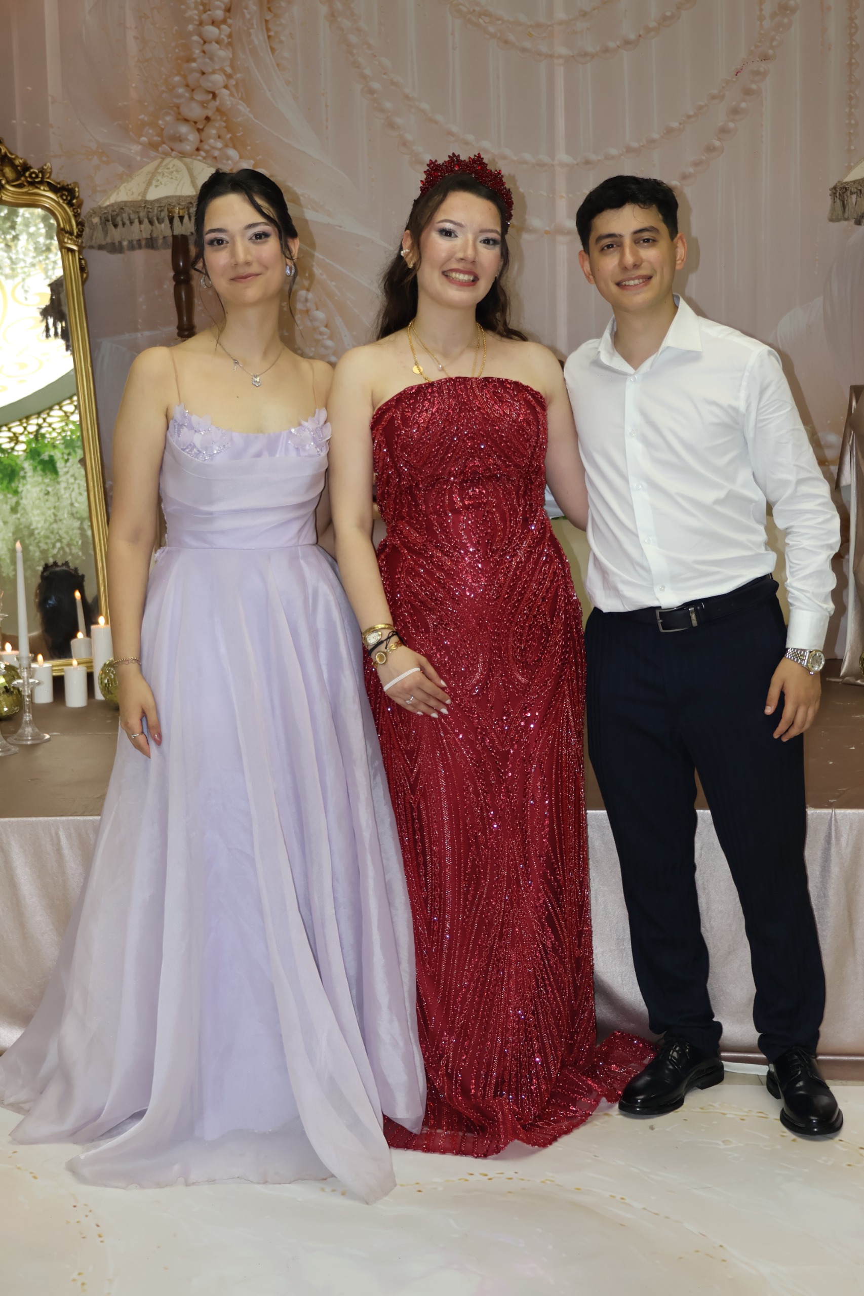 Buse ile Yunus Emre Mutluluğa Yelken Açtı