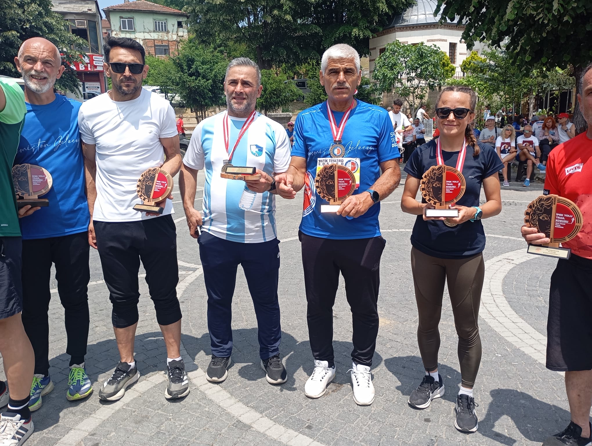 Toz Duman Atletizm'den Düzce'den 7 Madalya ile döndü