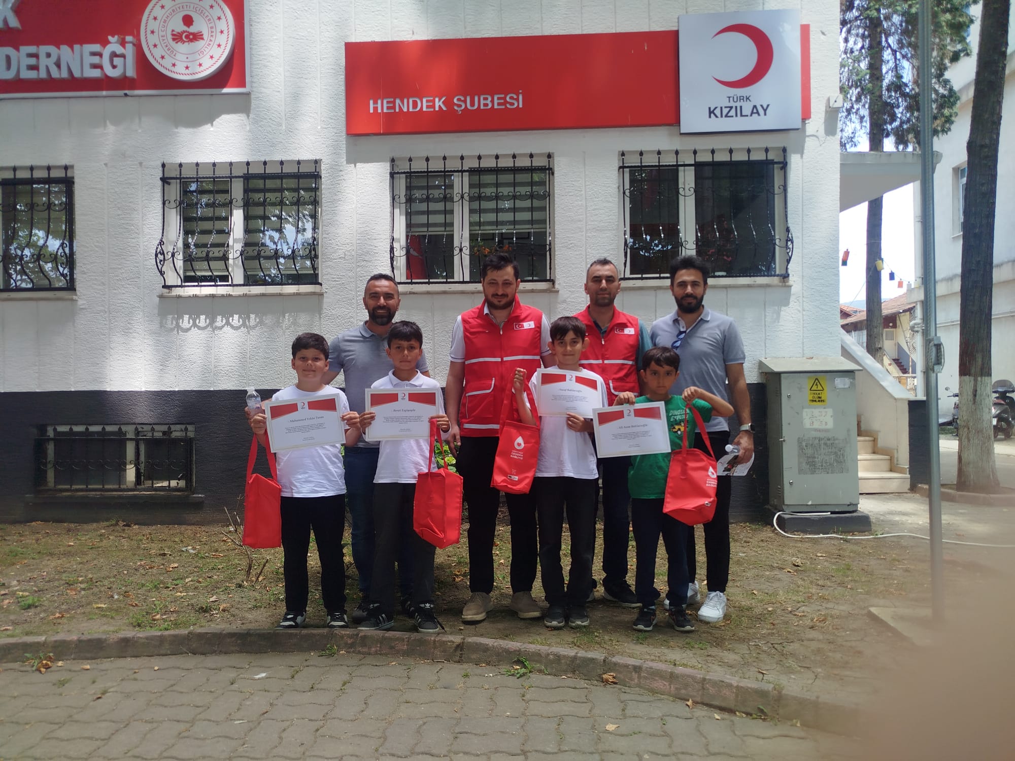 Ortaköy Fatih İlkokulu ve Ortaokulu Öğrencilerinden Gazze’ye Anlamlı Destek