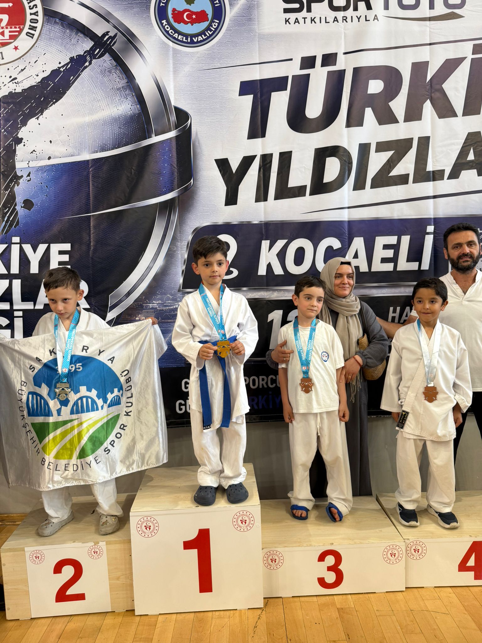 Karateciler Yıldız Gibi