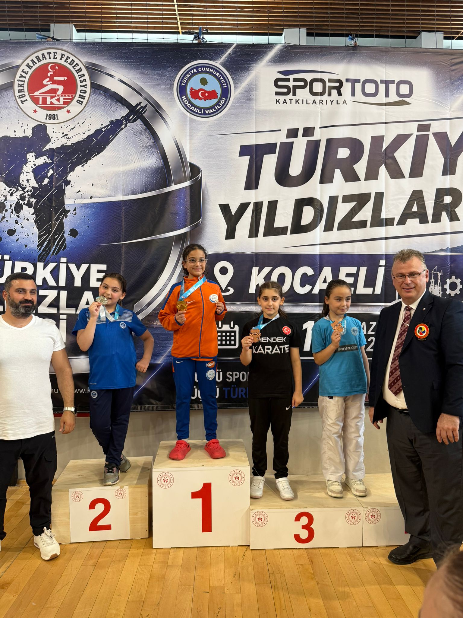 Karateciler Yıldız Gibi