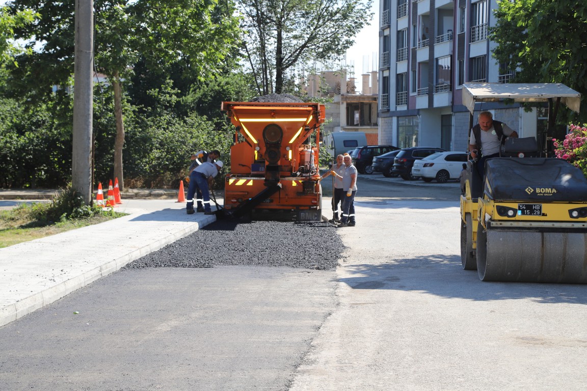 HENDEK’TE HİZMET SEFERBERLİĞİ ARALIKSIZ SÜRÜYOR