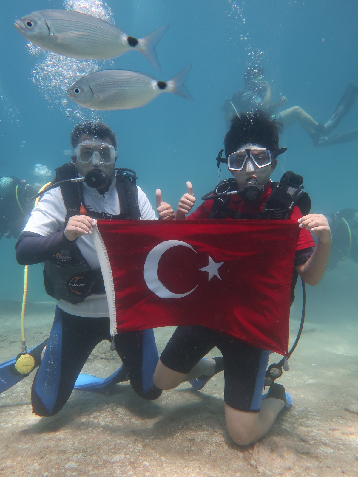 HENDEKLİ ÖĞRETMENDEN DÜNYA KUPASI’NDA MİLLİ TAKIMA "DERİN" DESTEK