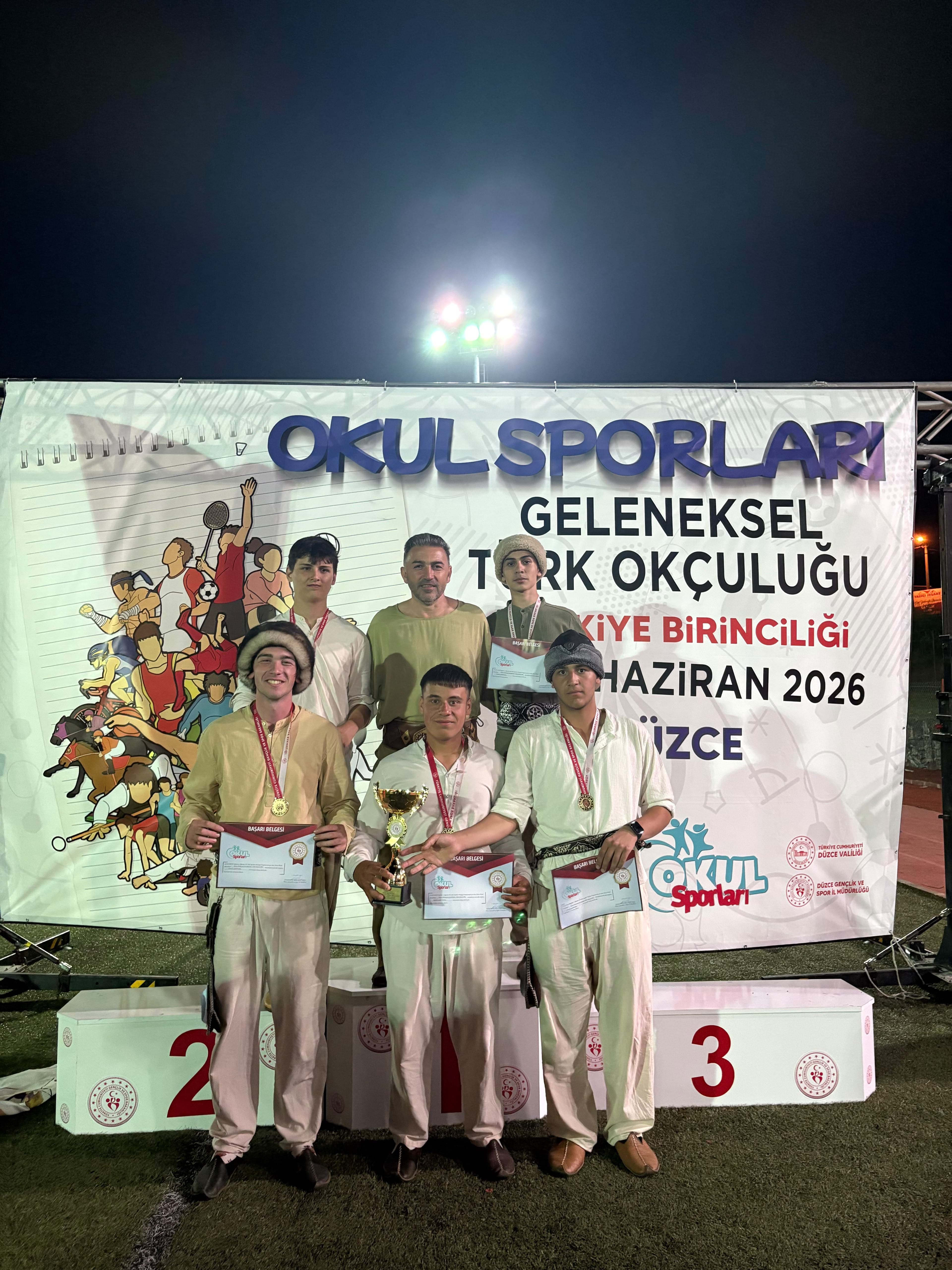 İmam Hatip Lisesi Geleneksel Türk Okçuluğunda Türkiye Şampiyonu Oldu