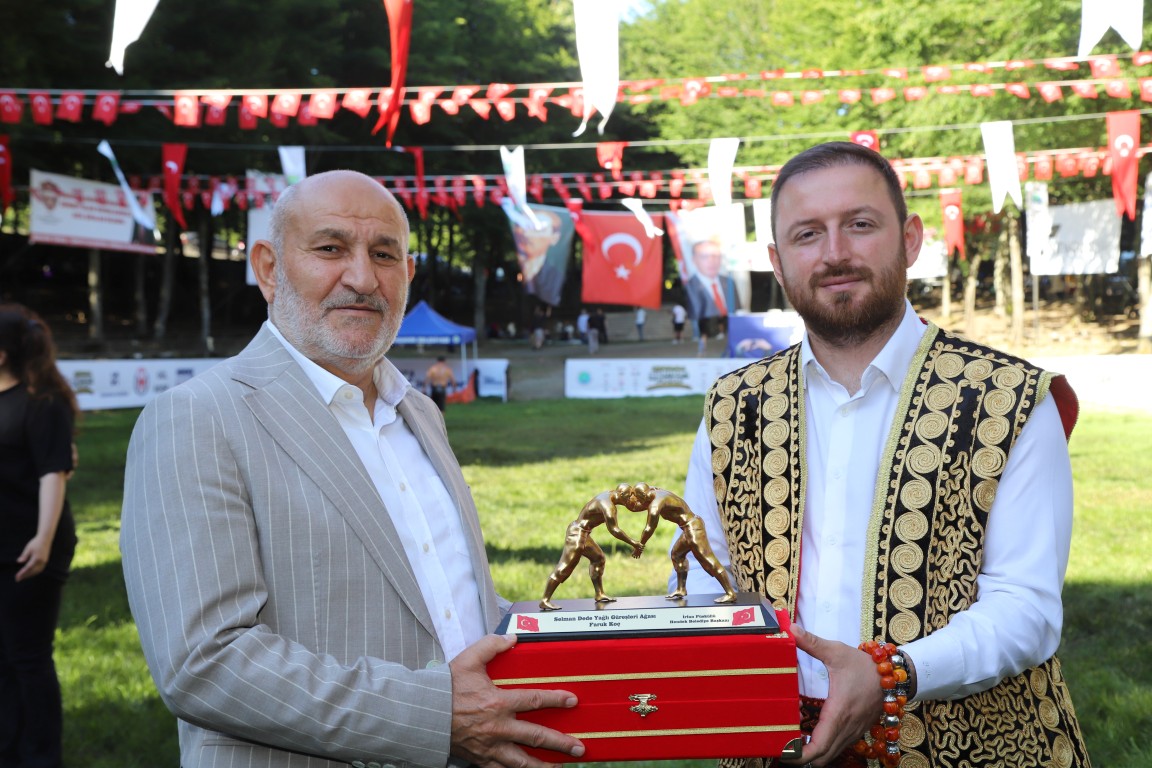 SELMAN DEDE ER MEYDANINDA ZİRVE YİNE SERDAR YILDIRIM’IN