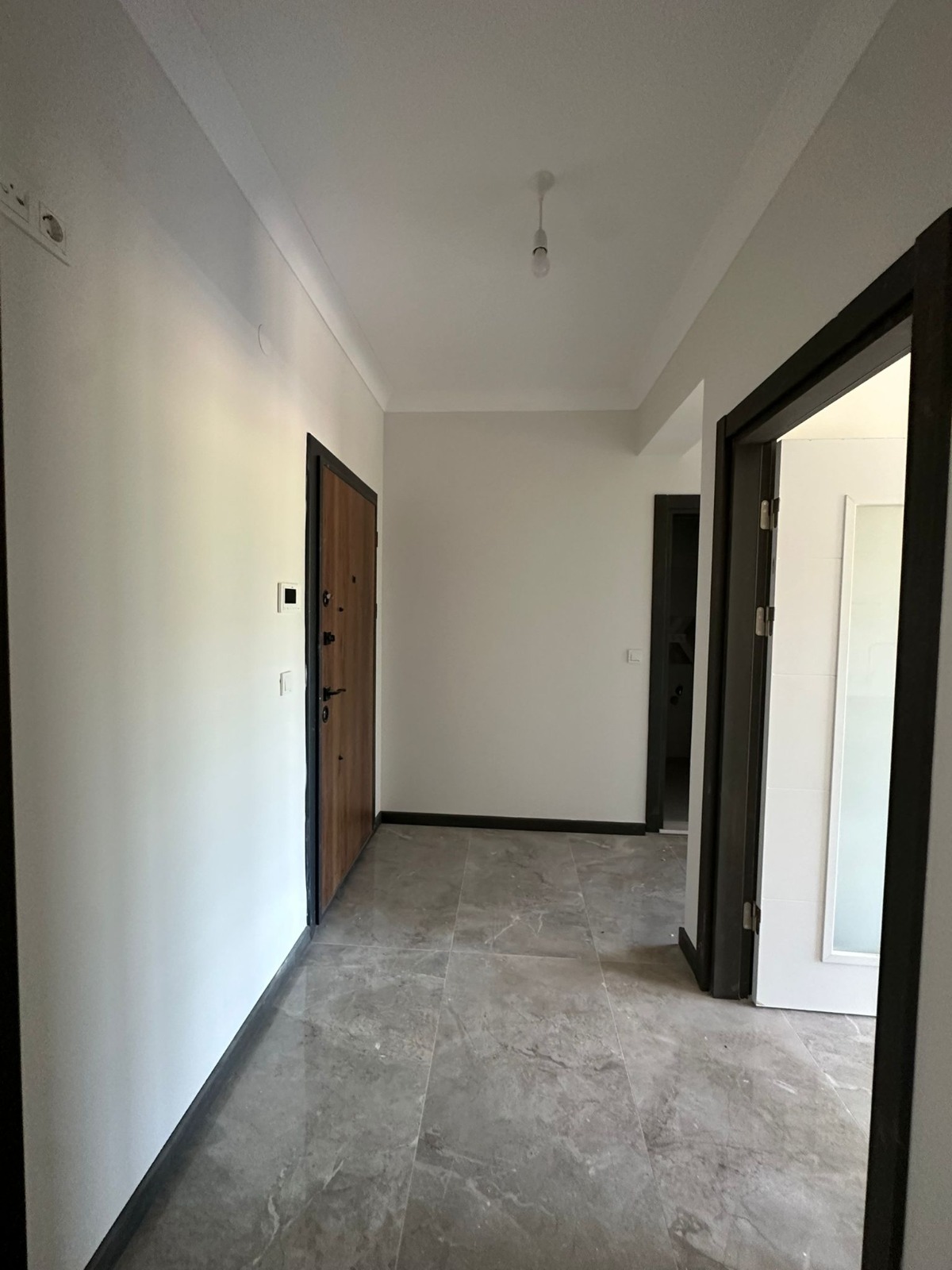 YENİ  MAHALLEDE  2+1 90 M² SATILIK LÜKS DAİRE