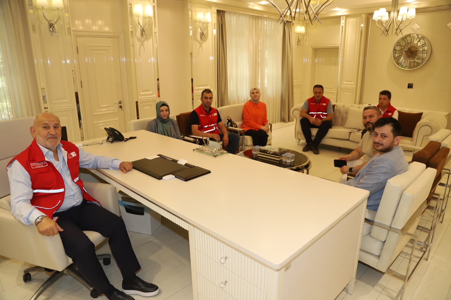 HENDEK BELEDİYESİ İLE KIZILAY’DAN ANLAMLI İŞ BİRLİĞİ