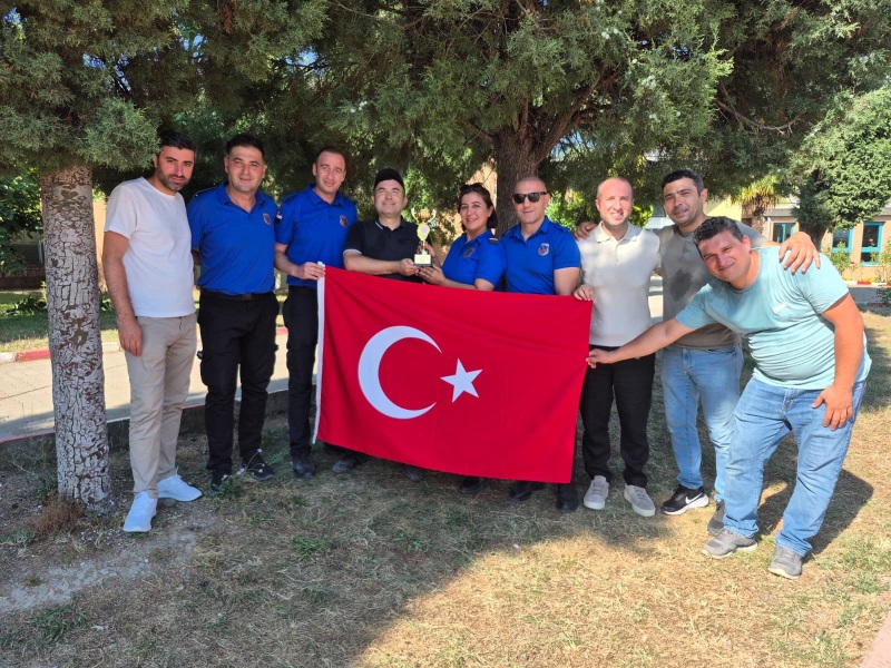 Hendek Kadın Açık Ceza İnfaz Kurumu'nda Voleybol Turnuvasında Şampiyon Filenin Koruyucuları