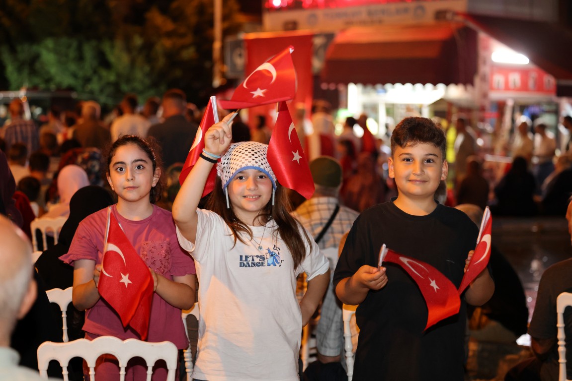 15 TEMMUZ’UN 10’NCU YILINDA HENDEK’TEN BİRLİK VE BERABERLİK MESAJI