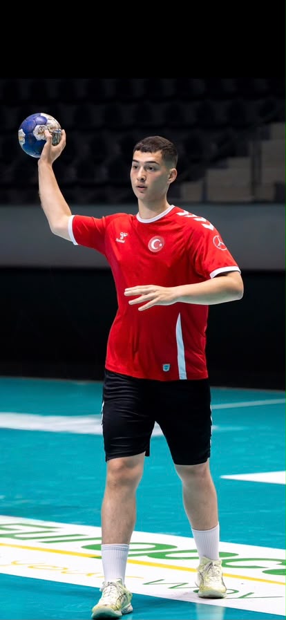 Hendekli Yusuf Saraç U18 Milli takım kadrosunda