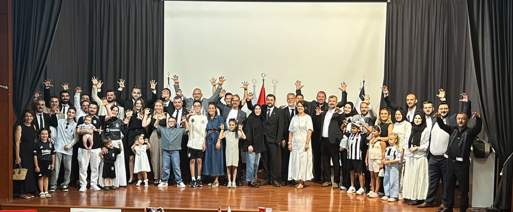 Beşiktaşlılar Derneği Başkanı Sami Torum oldu