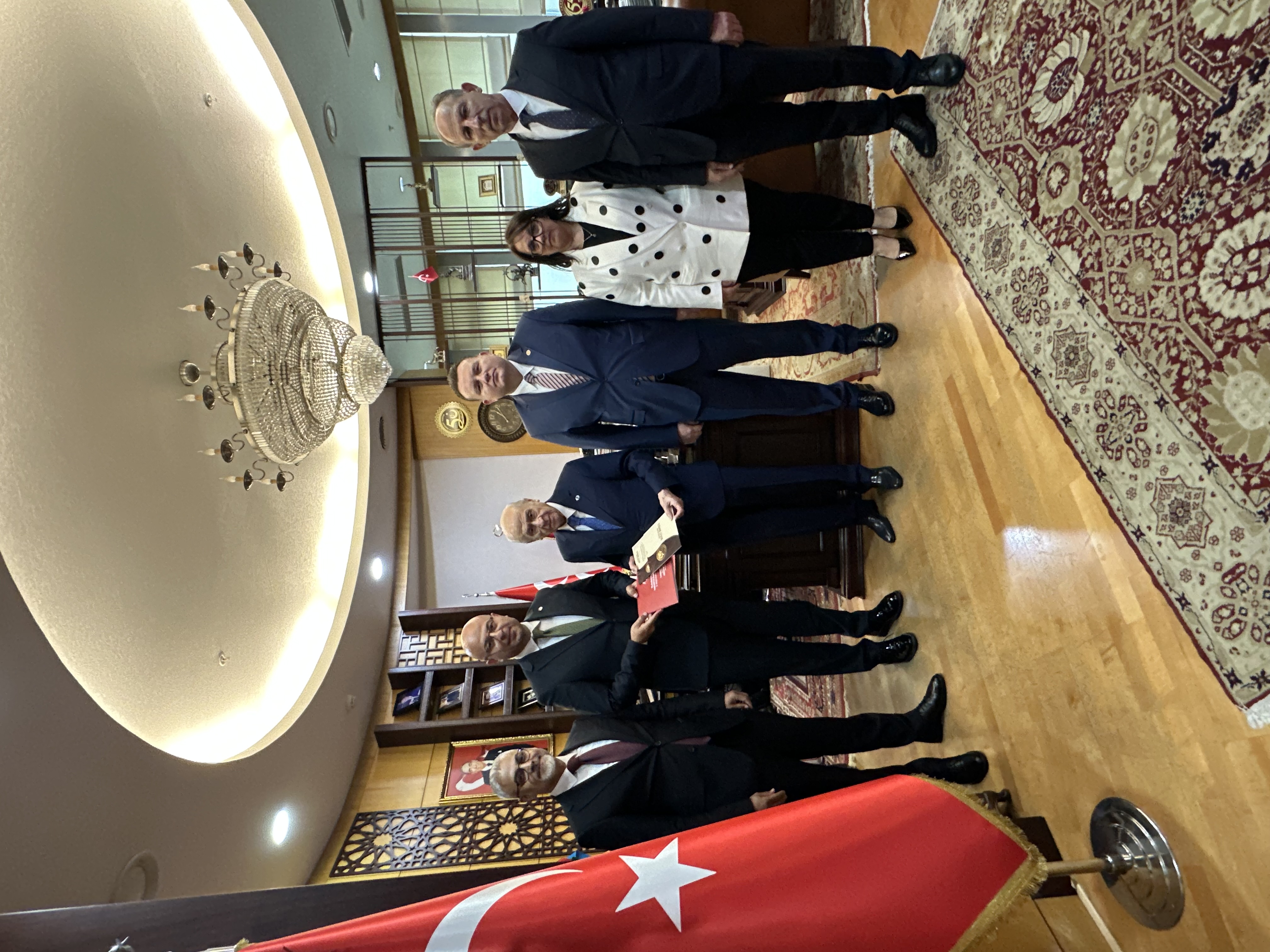 Alkaş ve Bülbül’den Bahçeli’ye kongre daveti ve rapor takdimi