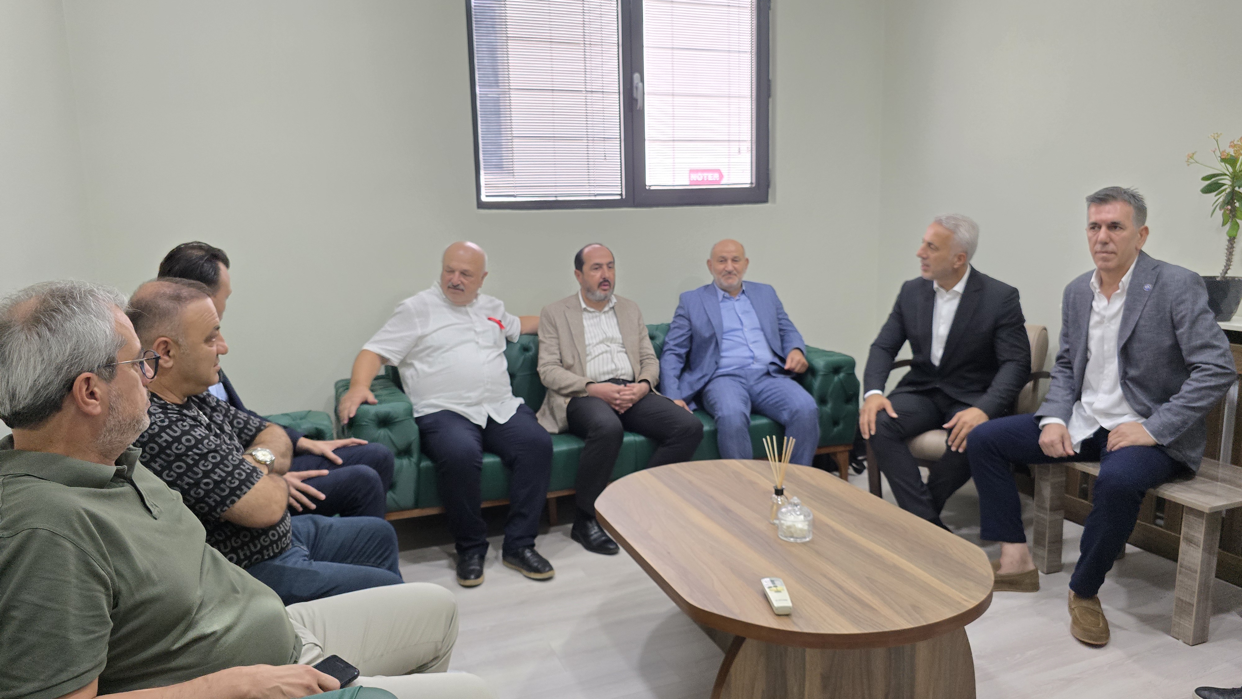 ÖzserNeo Sigorta törenle hizmete açıldı