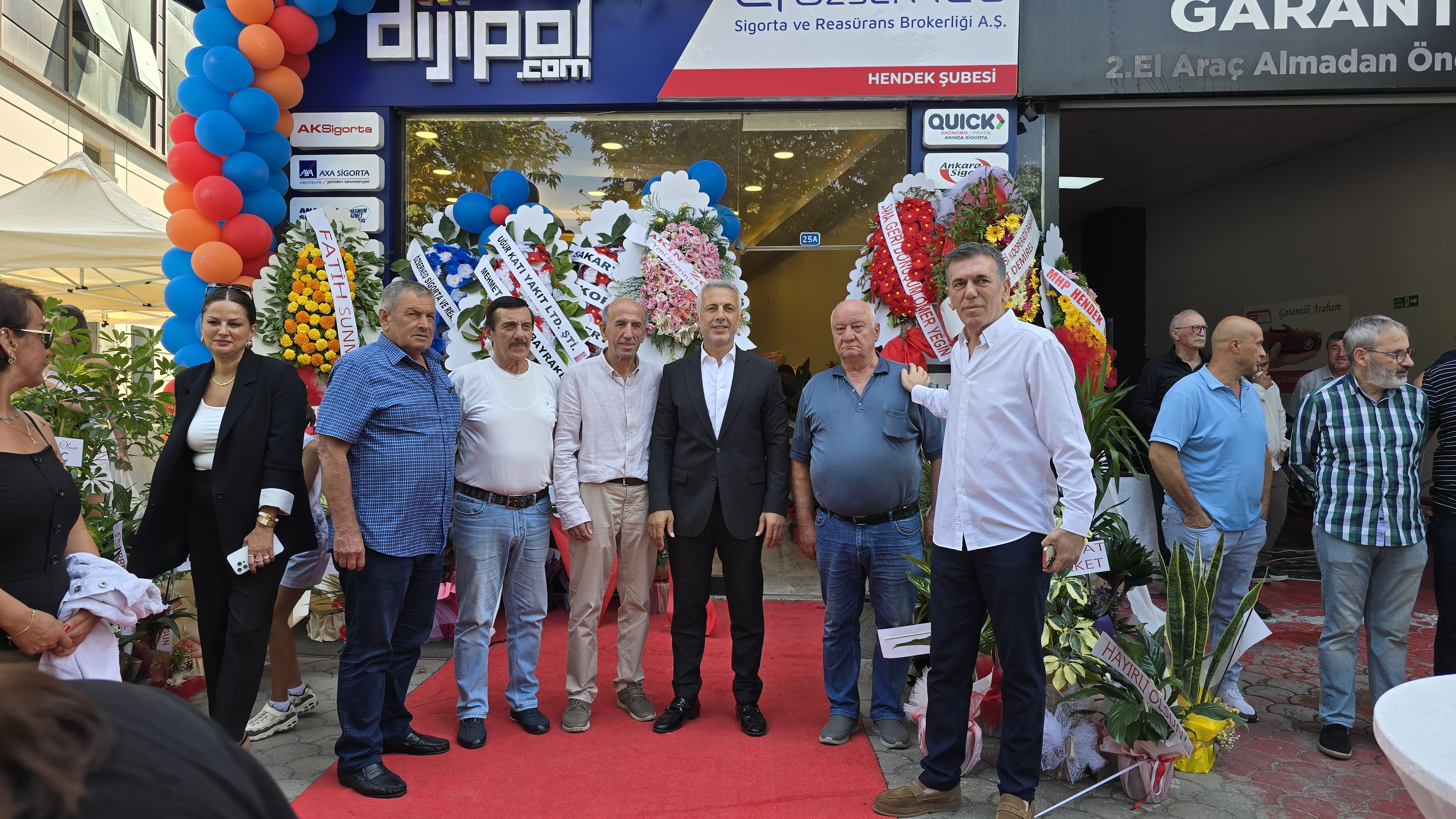 ÖzserNeo Sigorta törenle hizmete açıldı