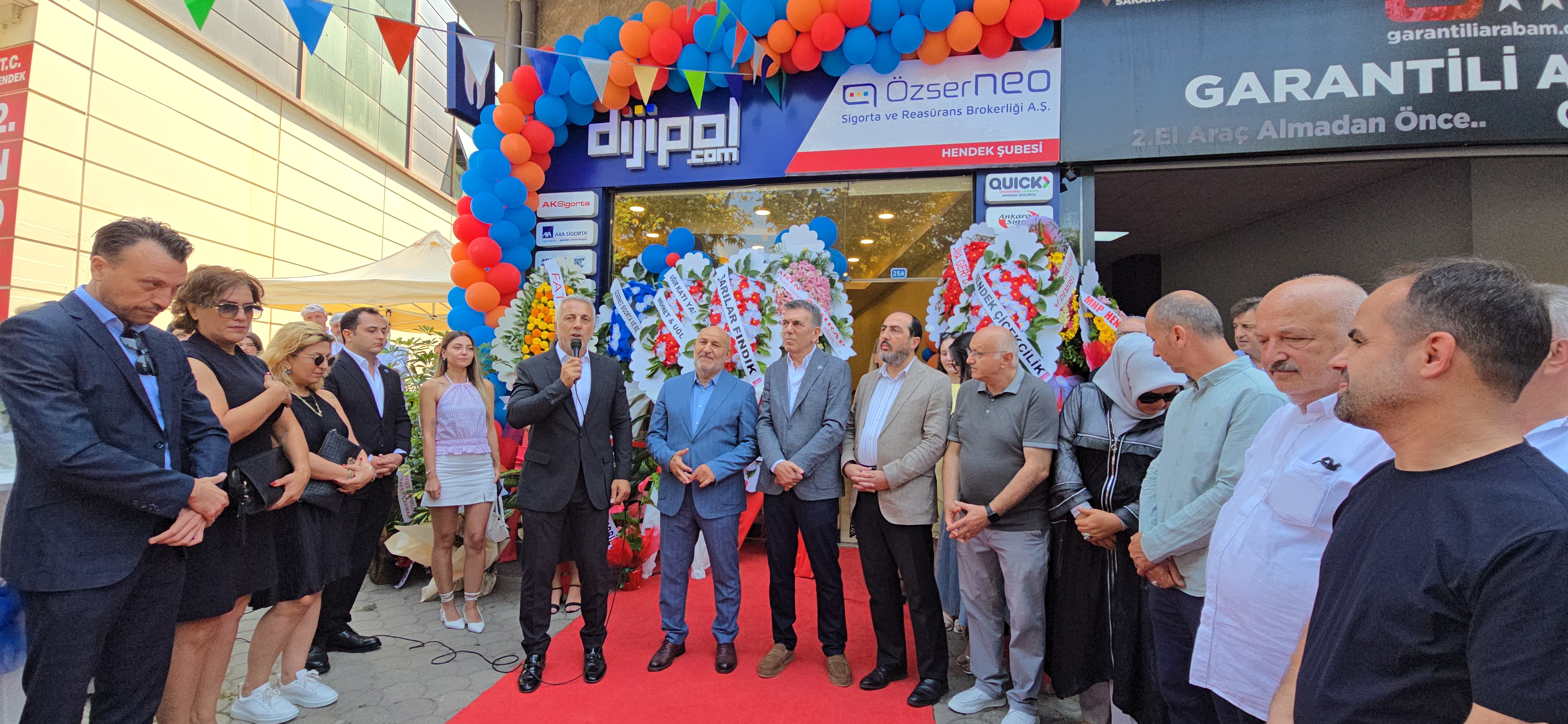 ÖzserNeo Sigorta törenle hizmete açıldı