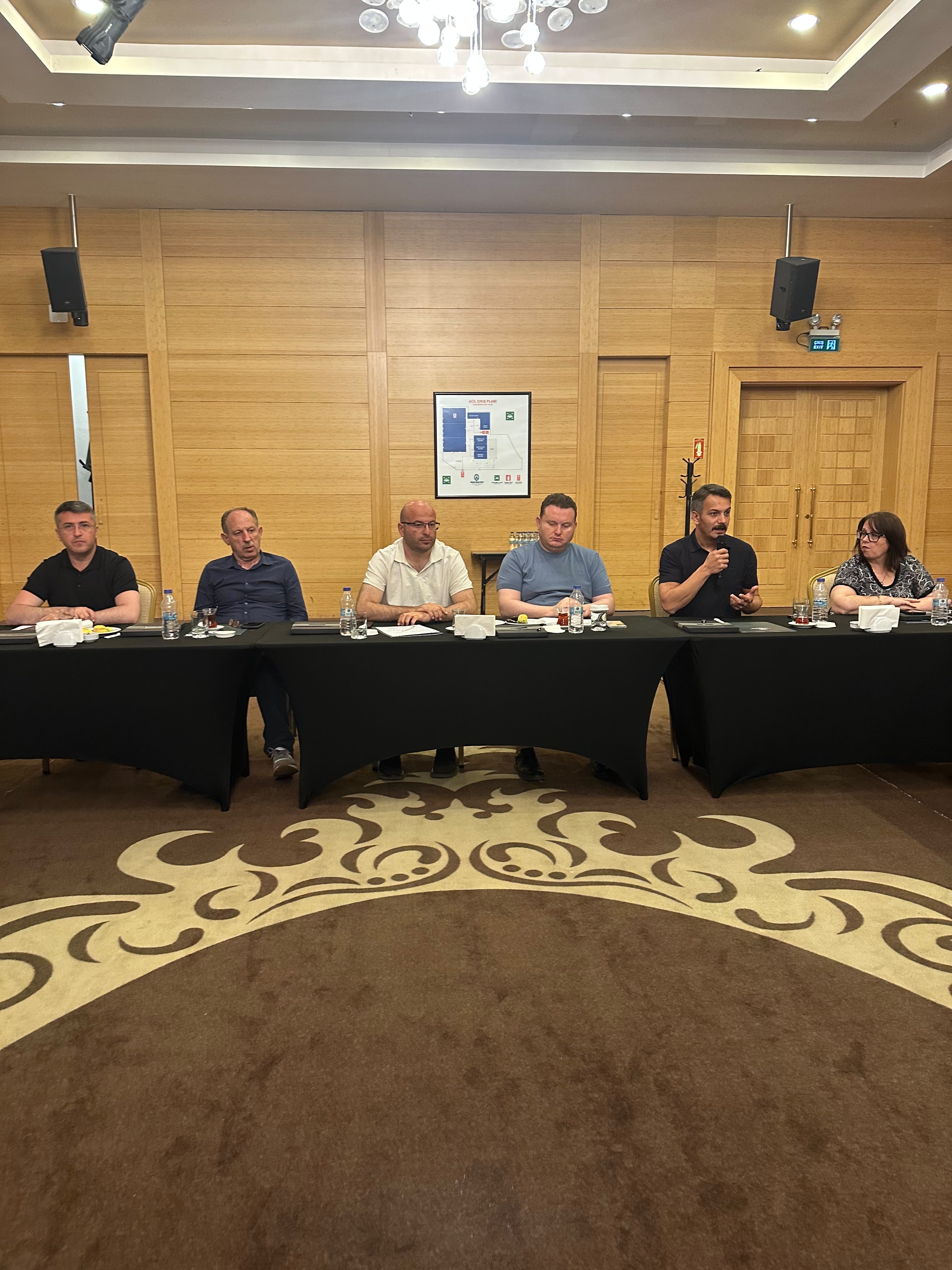 MHP SAKARYA TEŞKİLATI ABANT’TA KAMPA GİRDİ