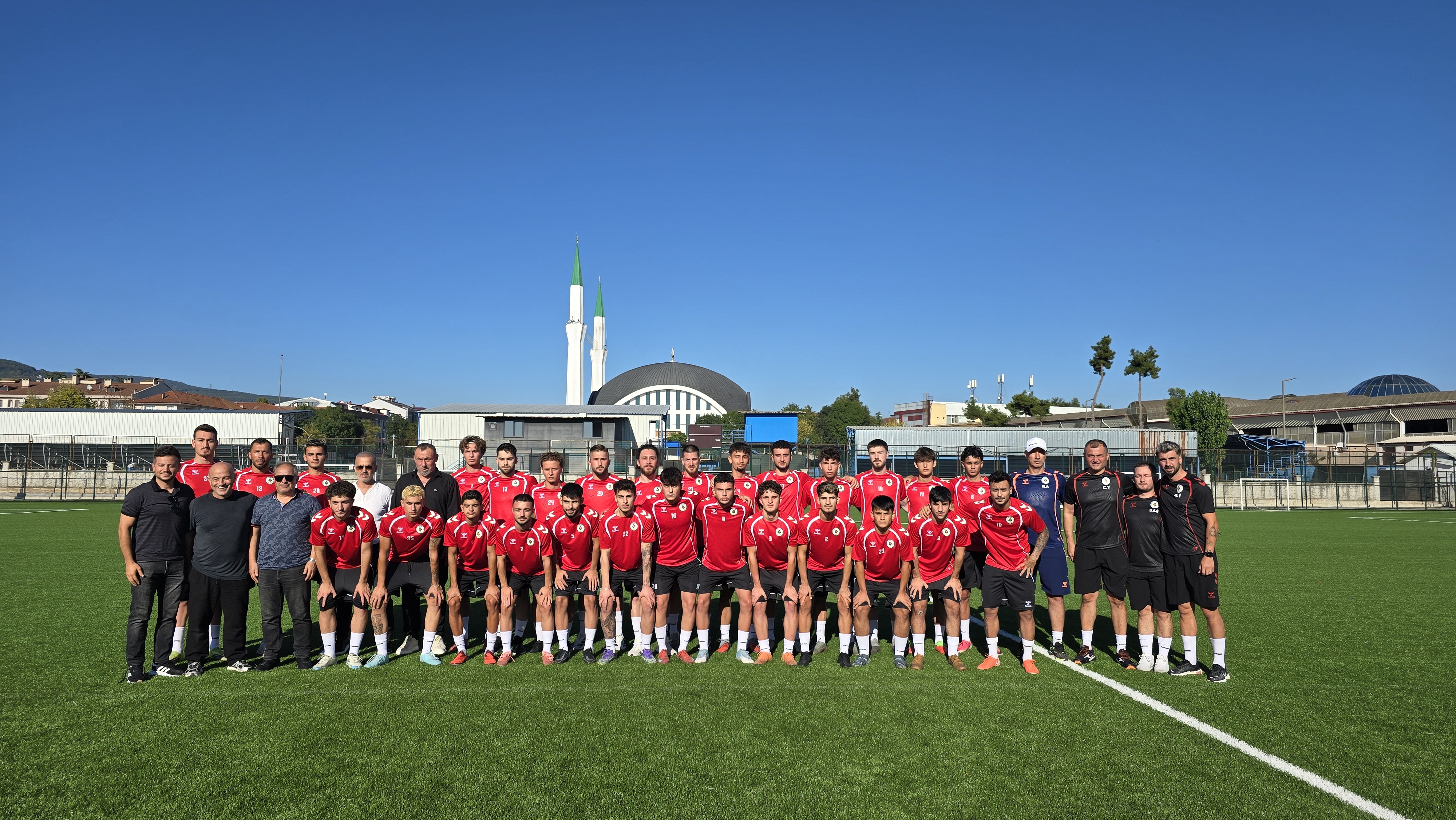 Hendekspor Sahaya İndi