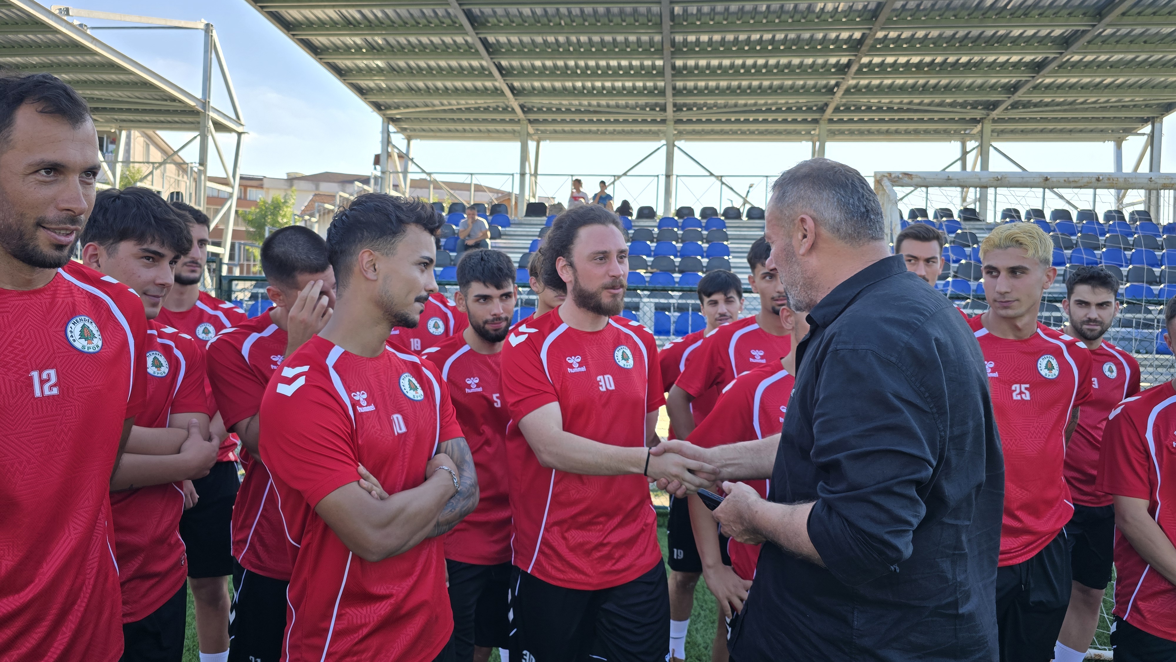 Hendekspor Sahaya İndi