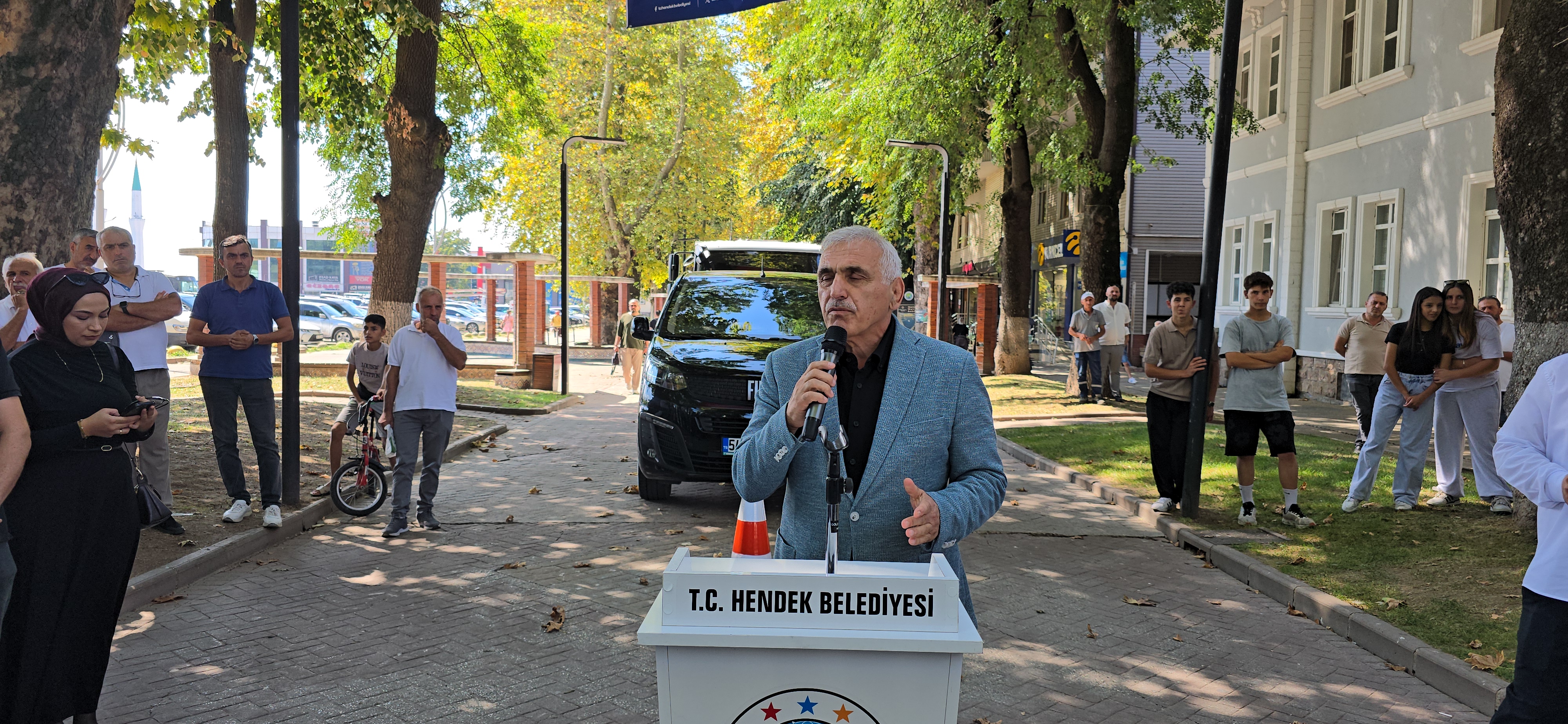 HENDEK BELEDİYESİ ARAÇ FİLOSUNU GÜÇLENDİRMEYE DEVAM EDİYOR