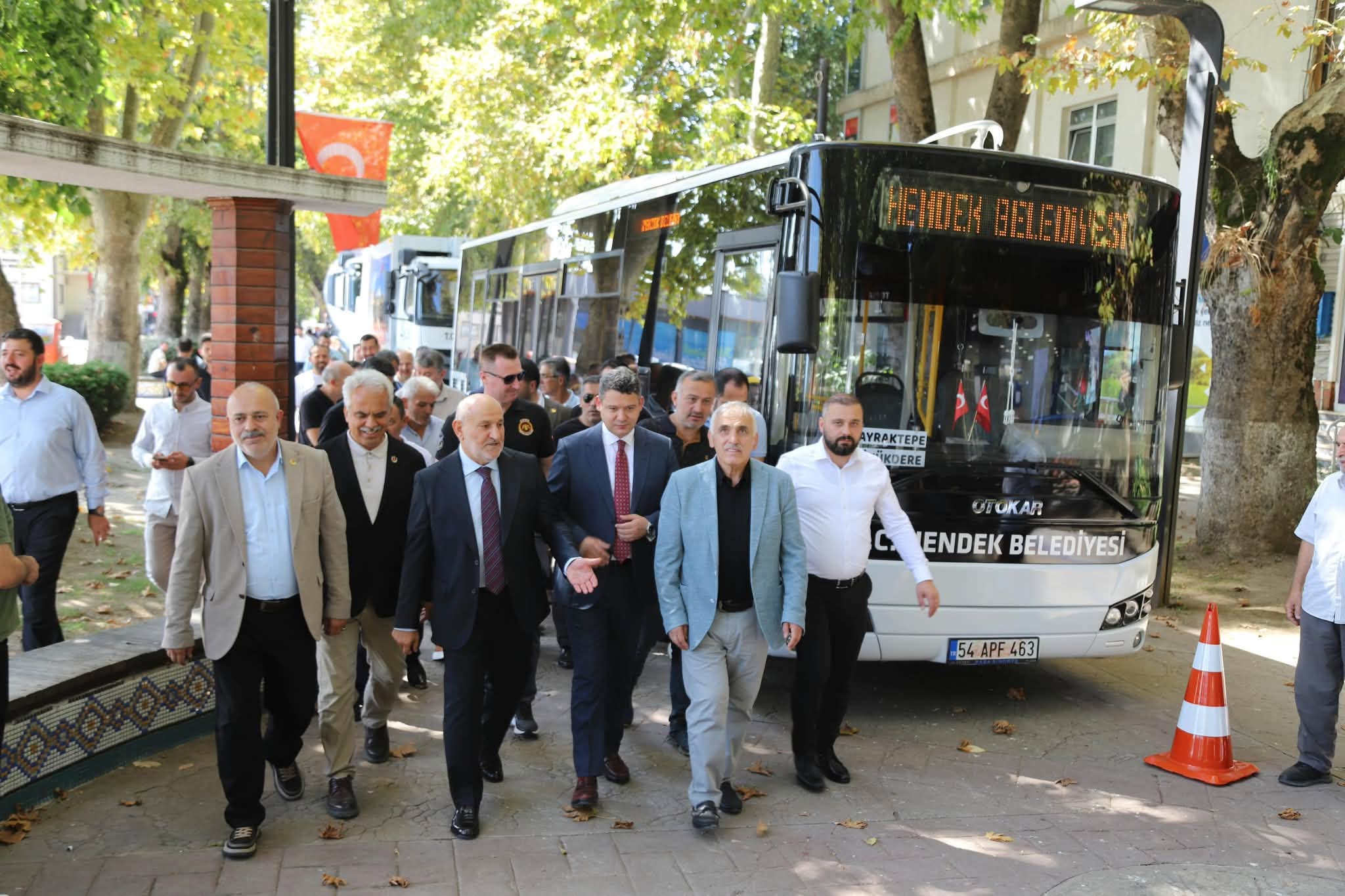 HENDEK BELEDİYESİ ARAÇ FİLOSUNU GÜÇLENDİRMEYE DEVAM EDİYOR