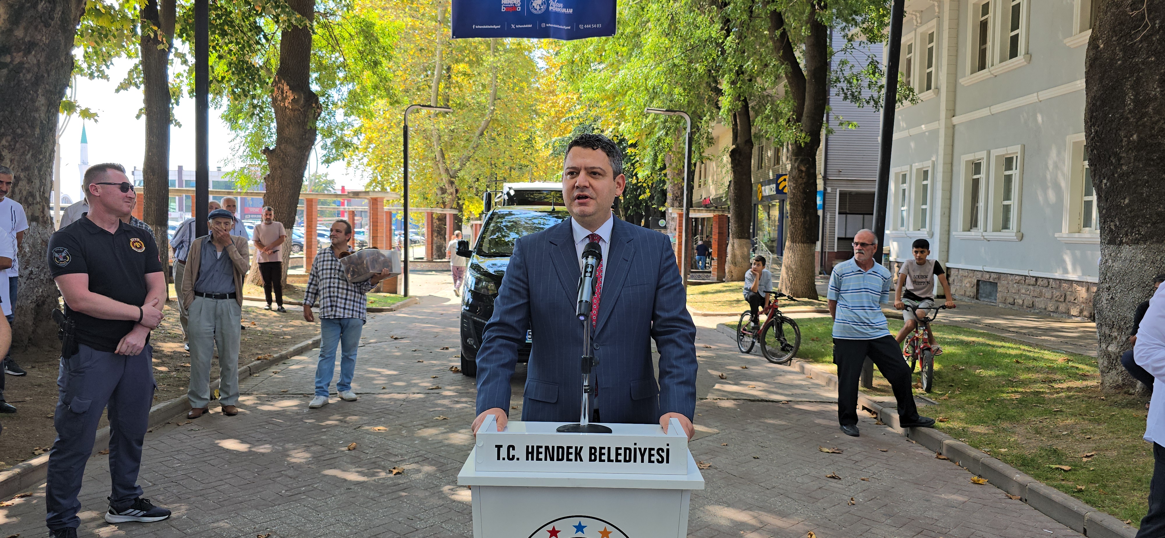 HENDEK BELEDİYESİ ARAÇ FİLOSUNU GÜÇLENDİRMEYE DEVAM EDİYOR