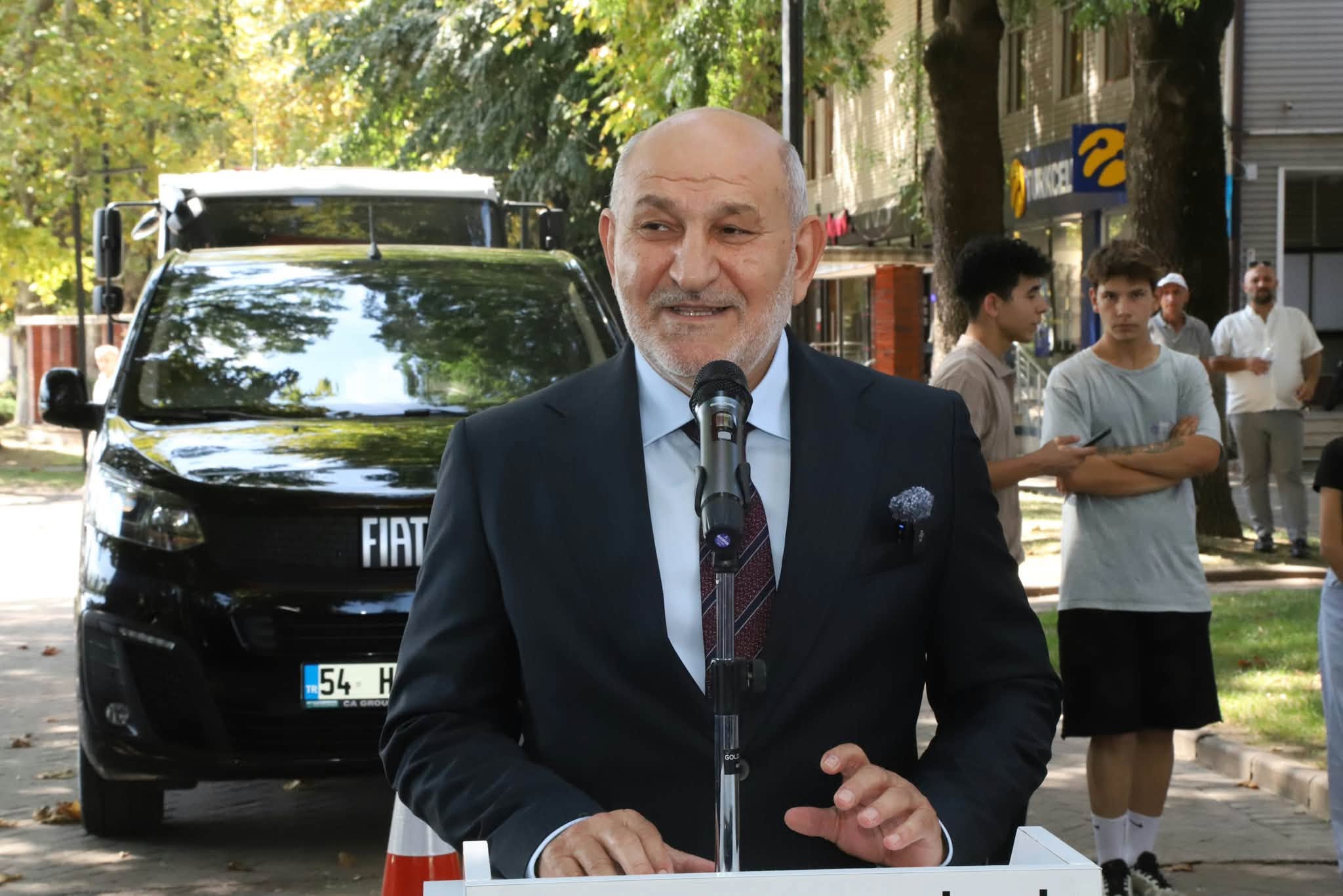 HENDEK BELEDİYESİ ARAÇ FİLOSUNU GÜÇLENDİRMEYE DEVAM EDİYOR