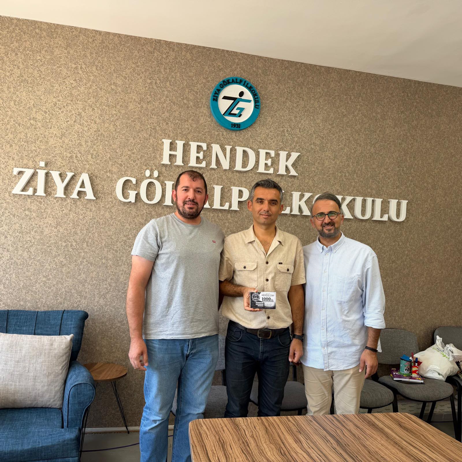 Hendek Beşiktaşlılar Derneği’nden 310 Öğrenciye Kırtasiye Desteği