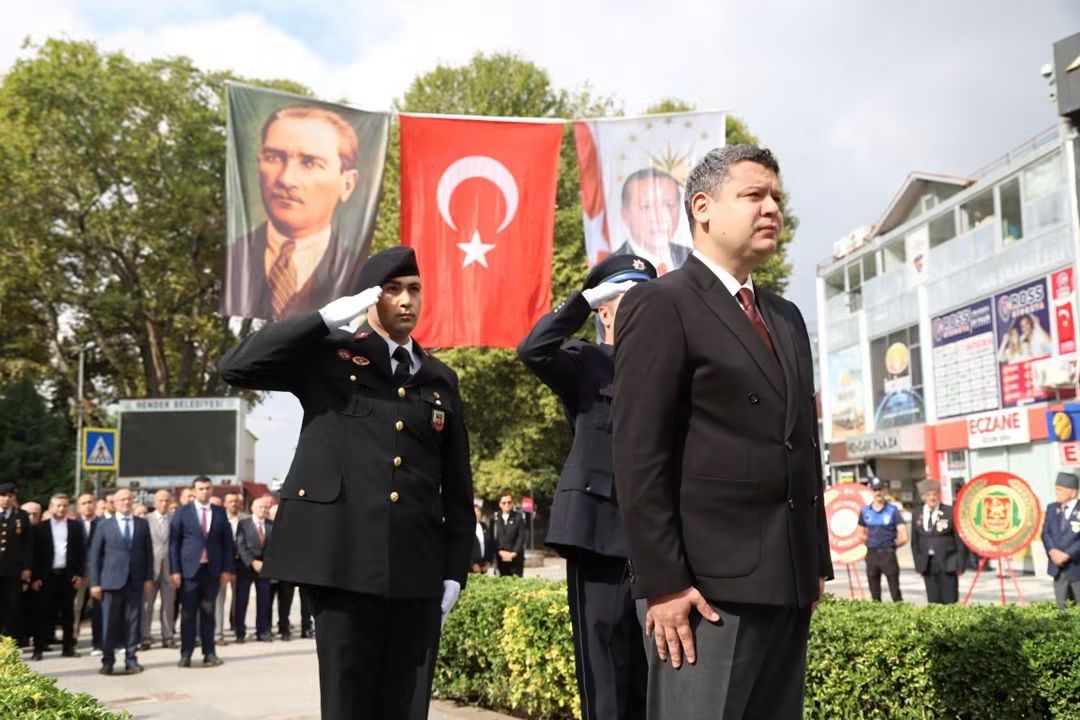 19 EYLÜL GAZİLER GÜNÜ HENDEK’TE TÖRENLE KUTLANDI