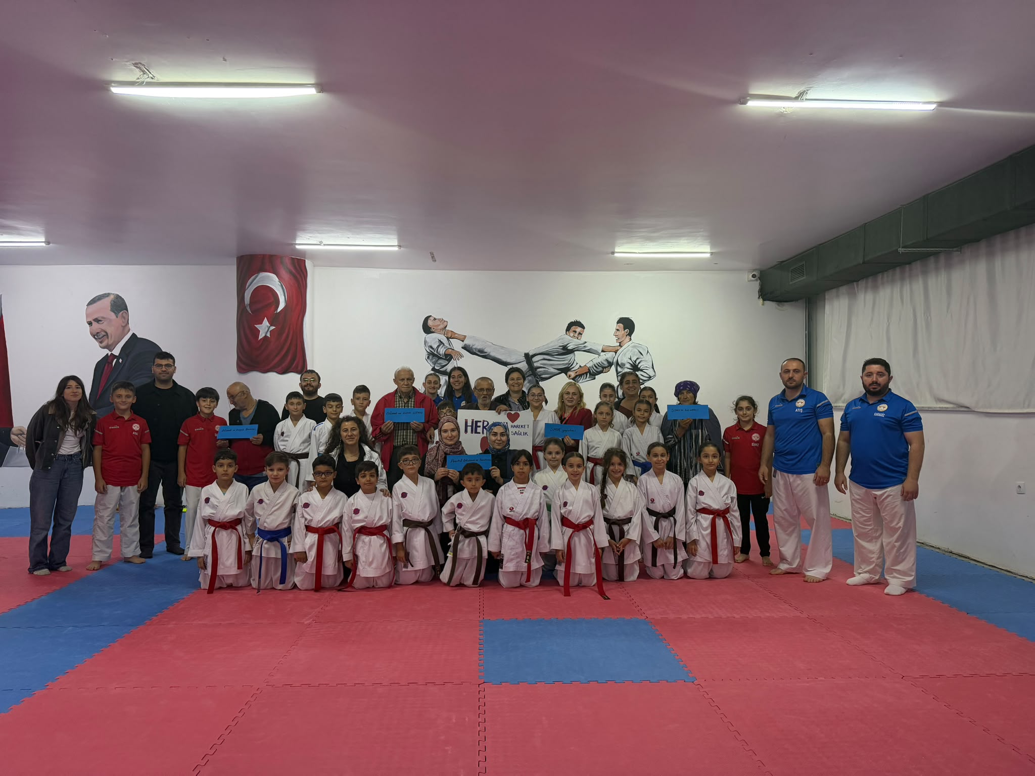 DÜNYA KALP GÜNÜNDE; HER YAŞTA HAREKET, HER KALPTE SAĞLIK ETKİNLİĞİ GERÇEKLEŞTİRİLDİ