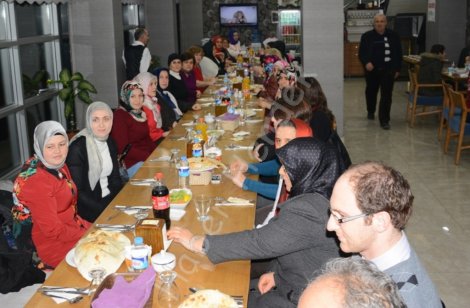 Hendek halk eğitimden veda yemeği