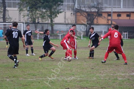 Hendek gençlikspor limandere engelini 4 golle aşti