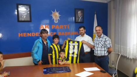 Fenerbahçe spor okulu ak parti’yi ziyaret etti