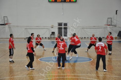 Bahar kupasi voleybol turnuvasi başladi