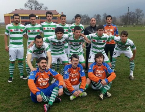 Yeşiller gençlikspor play off’a kaldi