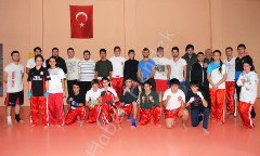 Sakarya’li kick boks’çulargeleceğe hazirlaniyor