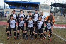 Hendek gençlikspor zorlanmadi