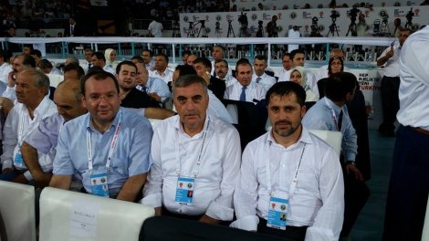 Hendek ak parti ilçe teşkilati ankara’ya gitti.