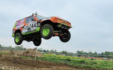 Soffder 1. mahalli off road yarişlari hazirliklari tamamlandi